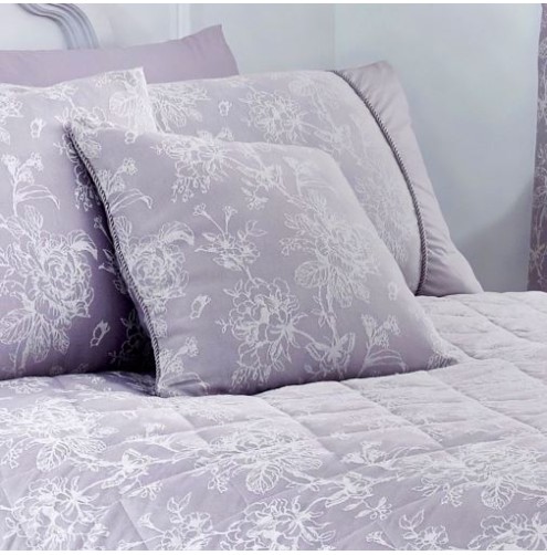 Jasmine Scatter Filled 17" x 17" (col)