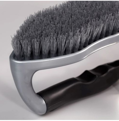 Elliott Scrubbing Brush With Grip Handle Elliott Scrubbing Brush With Grip Handle