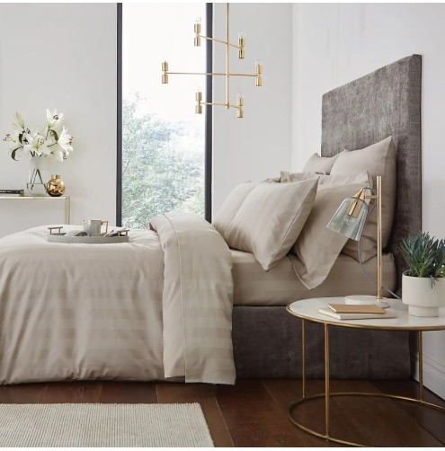 Satin Stripe Quilt Cover Ivory (Disc)