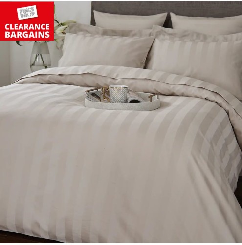 Satin Stripe Quilt Cover Ivory (Disc)